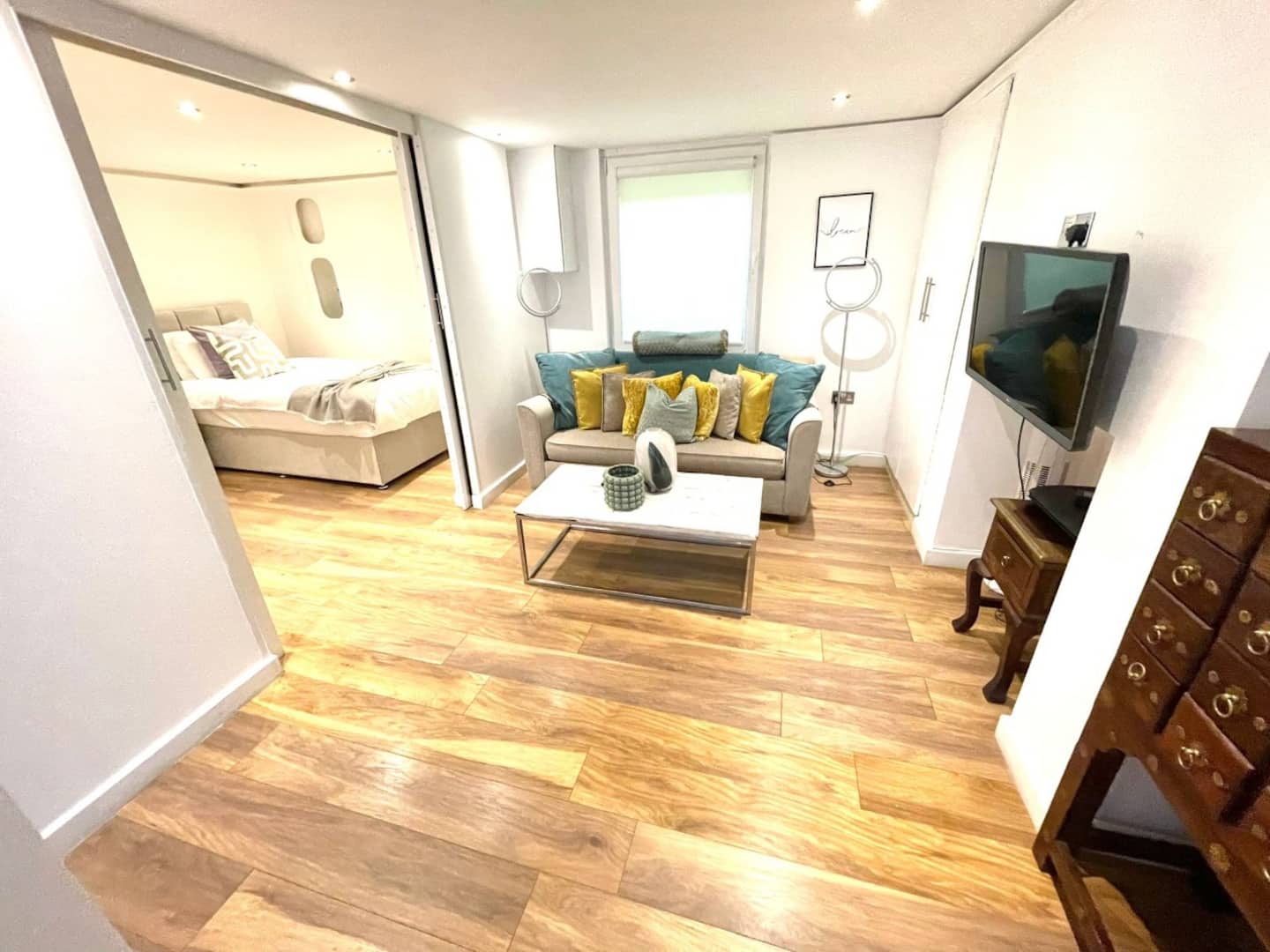 Contemporary interior with seating in the Cambridge serviced apartment